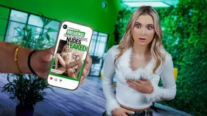 Blackmailing My Boss: I Found Her Secret Nudes and Claimed That Golden Pussy