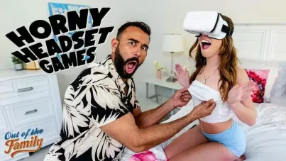 Horny Headset Games: Stepdaughter's Taboo Creampie Session